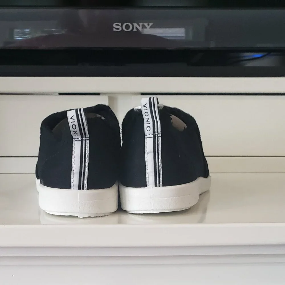 New: Vionic Beach Malibu Slip on Sneaker: Canvas Sz. 6.5 - Picture 6 of 7